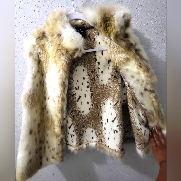 Outdoor Edition by Parkhurst Faux Fur Vest - Picture 5 of 9